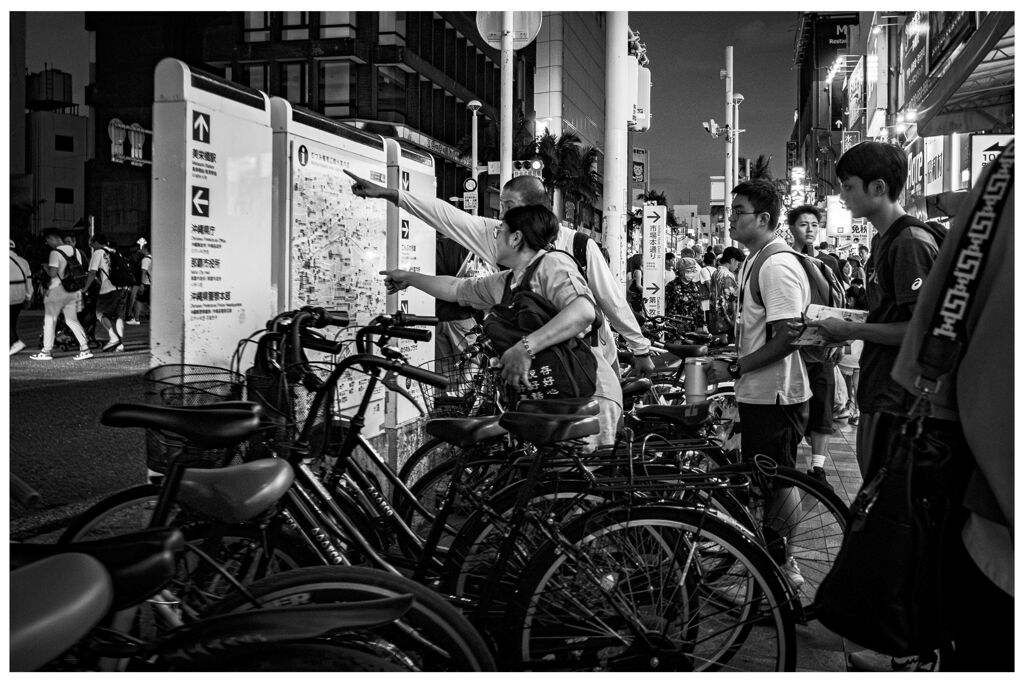 monochrome