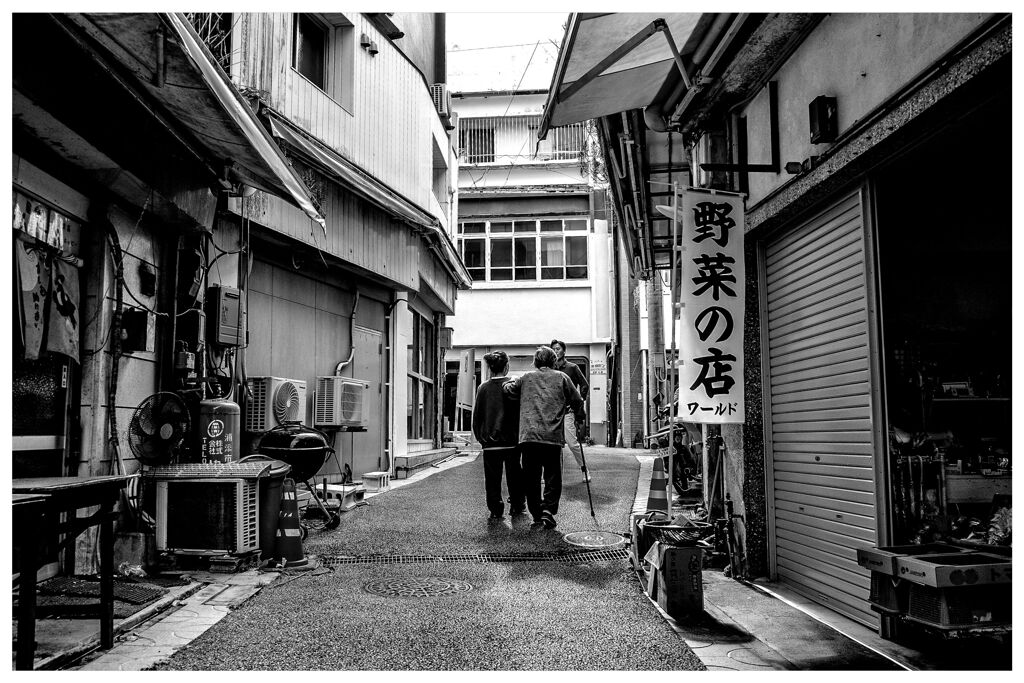 monochrome