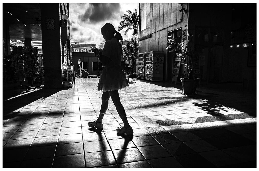 monochrome