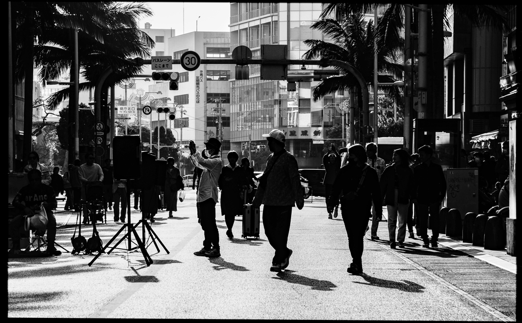 monochrome