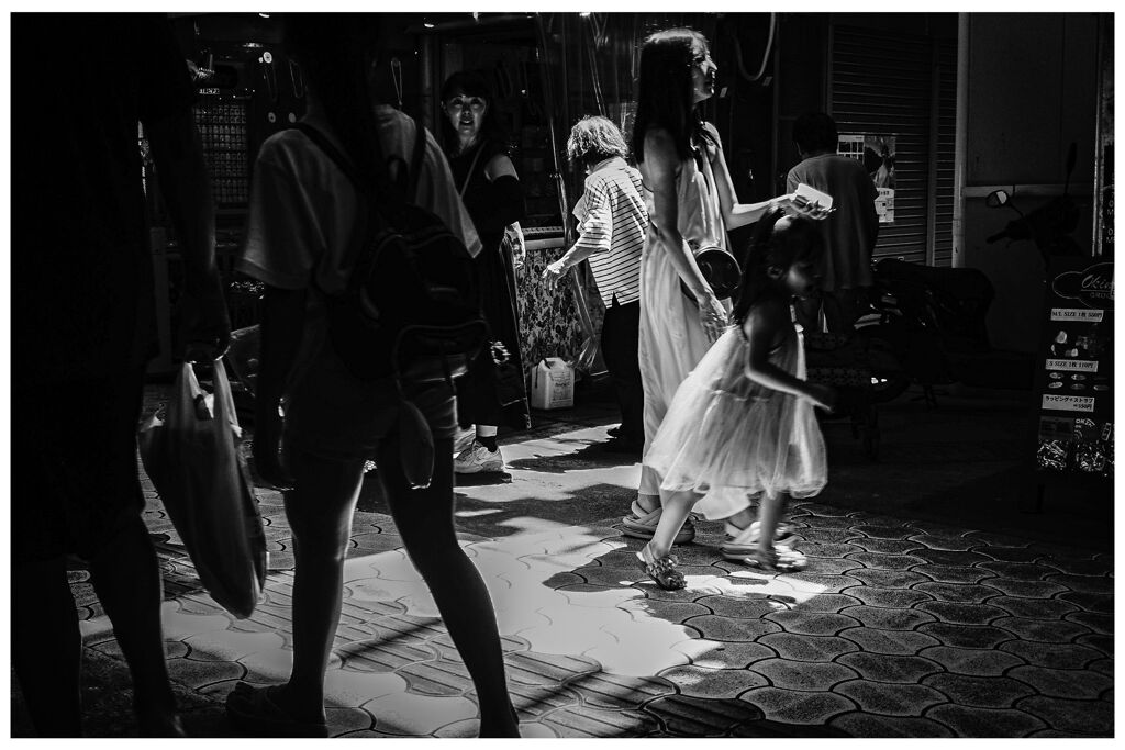 monochrome