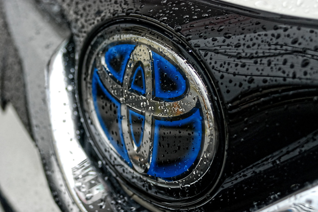 D80