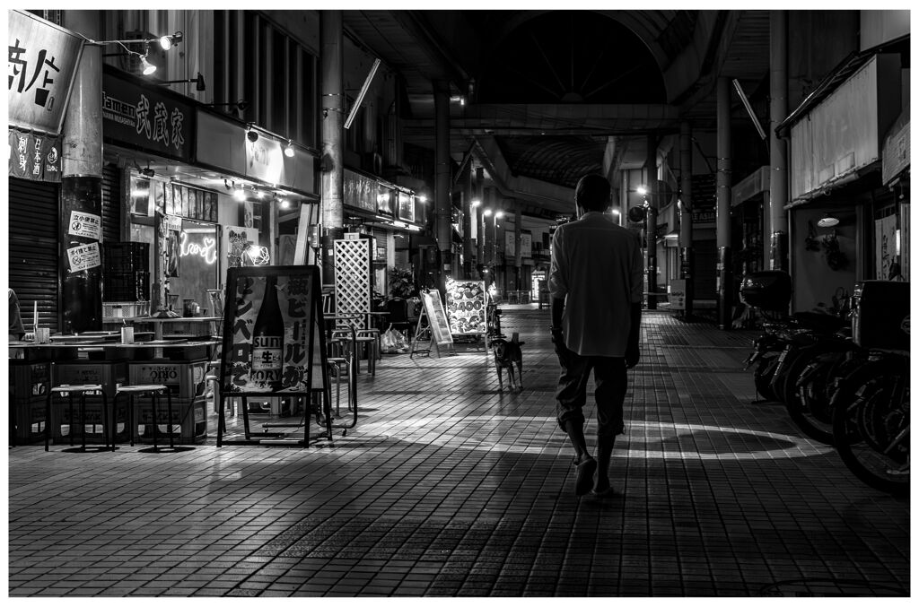 monochrome