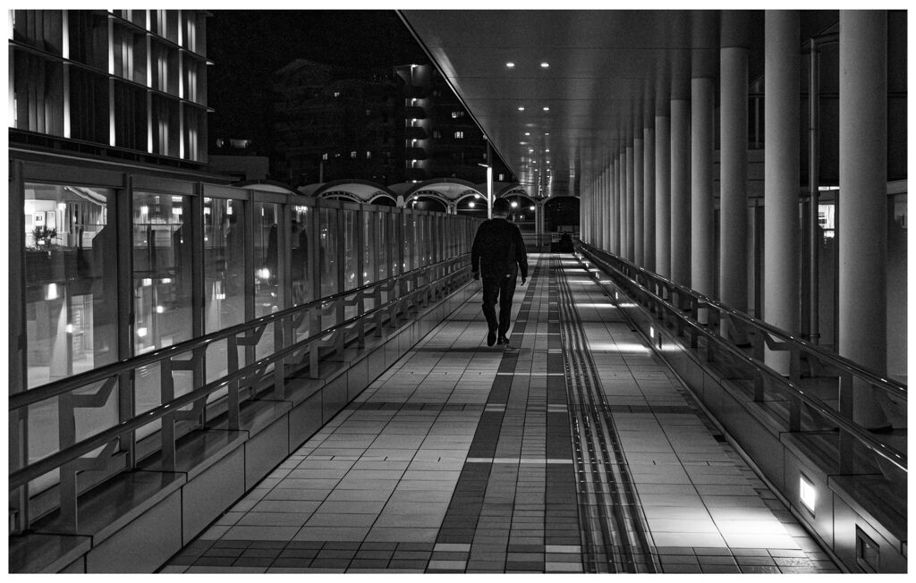 monochrome