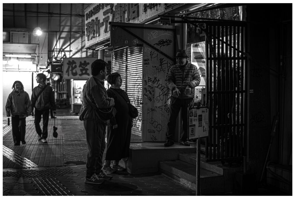 monochrome