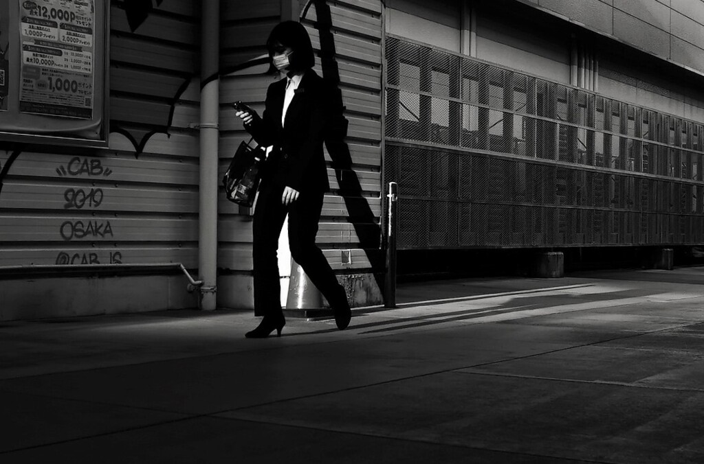 monochrome