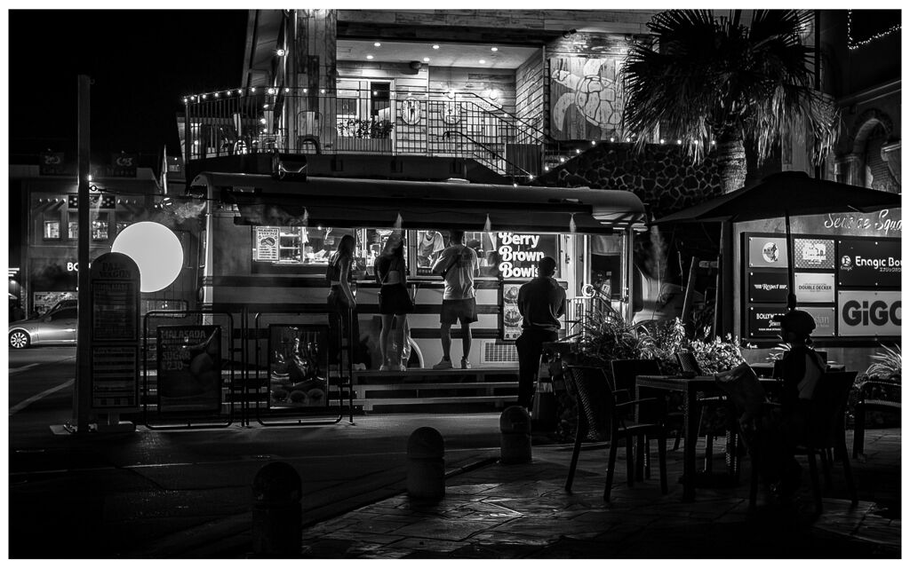 monochrome