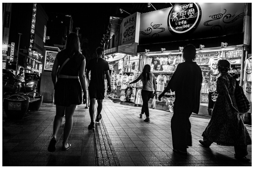 monochrome