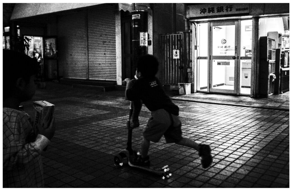 monochrome