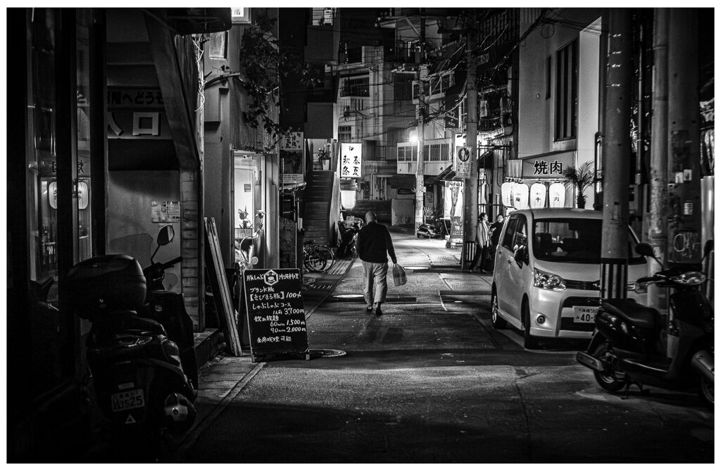 monochrome