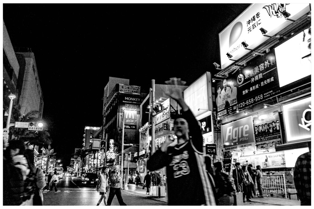 ハイコントラストな夜