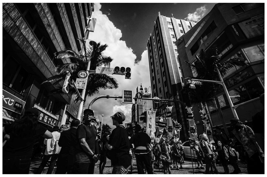 monochrome