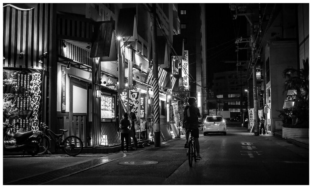 monochrome