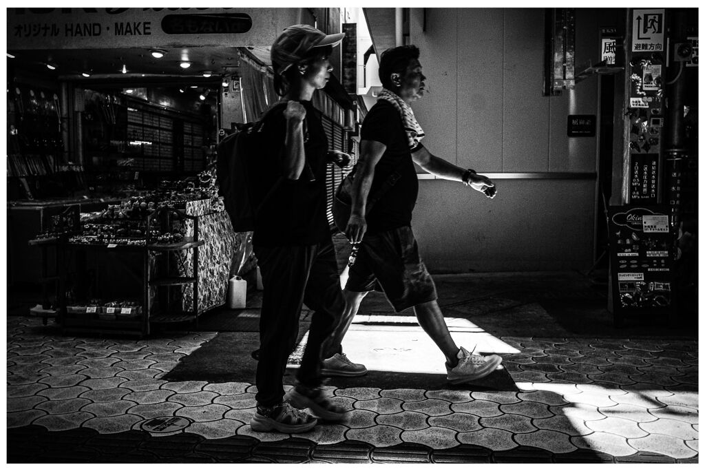 monochrome
