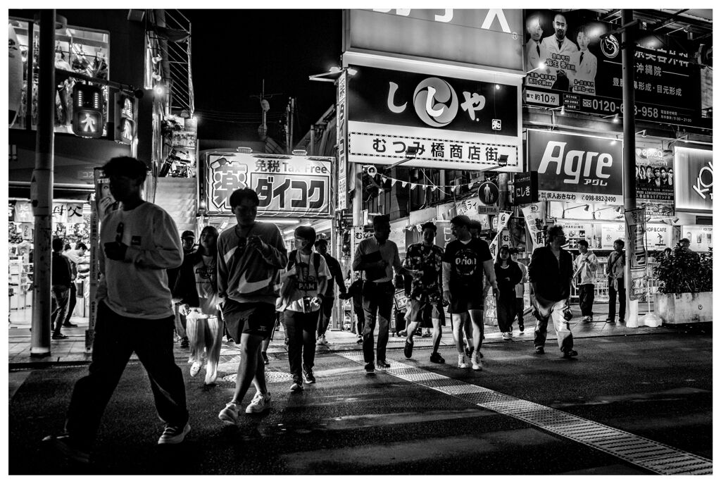 ハイコントラストな夜