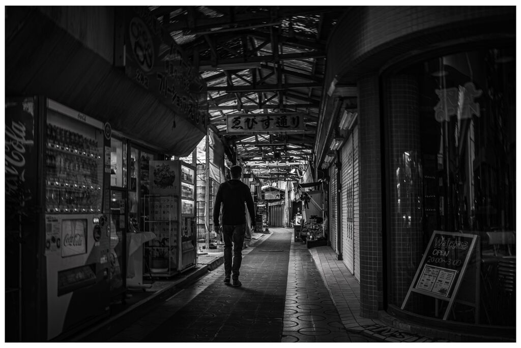 monochrome