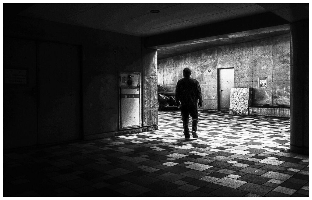 monochrome