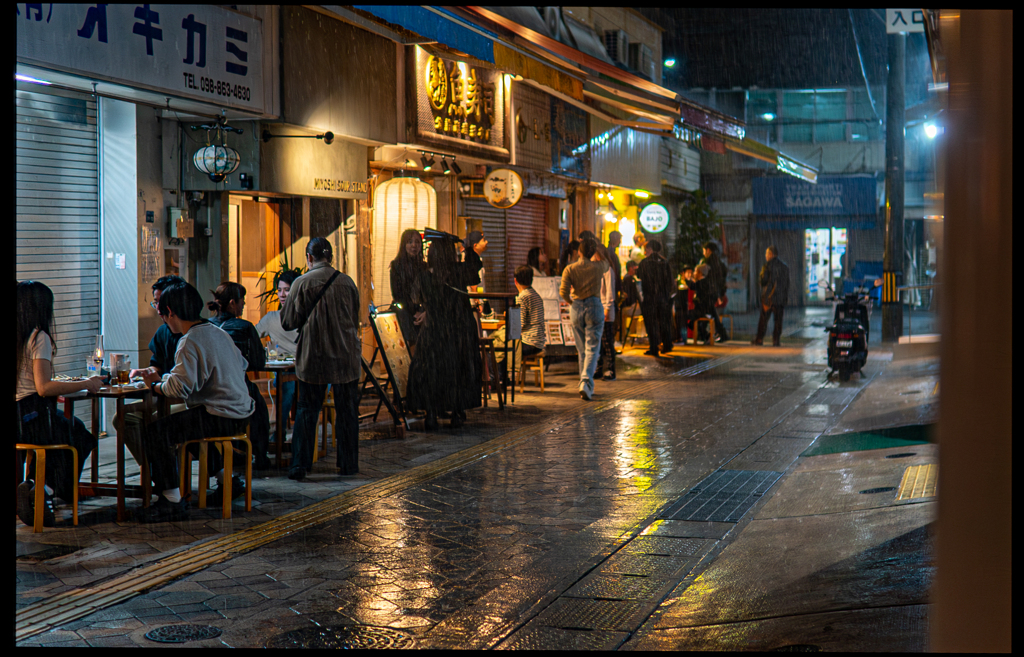雨の夜