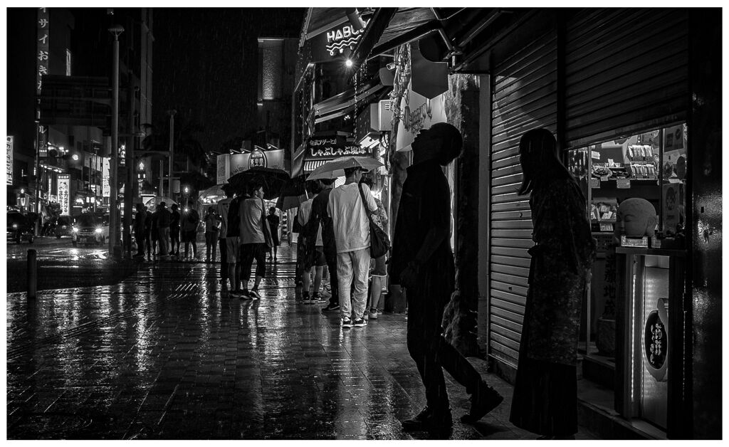 monochrome