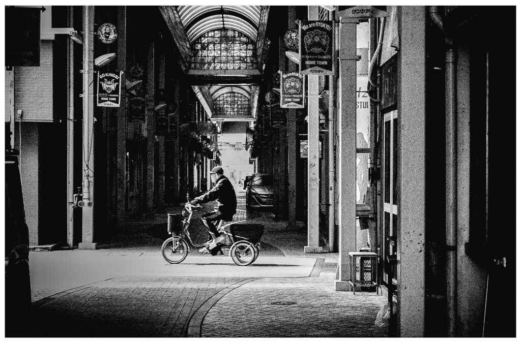 monochrome