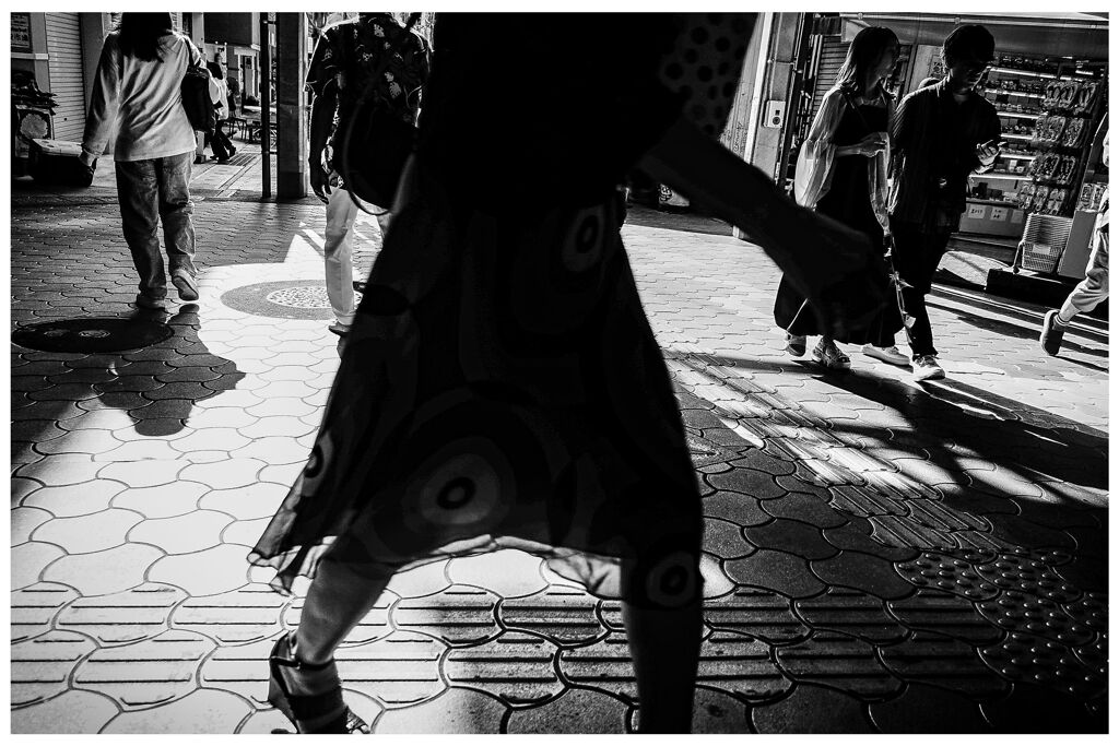 monochrome