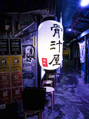夜の酒場