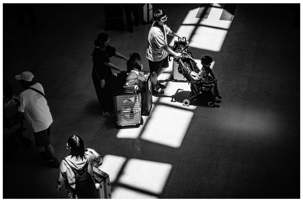 monochrome