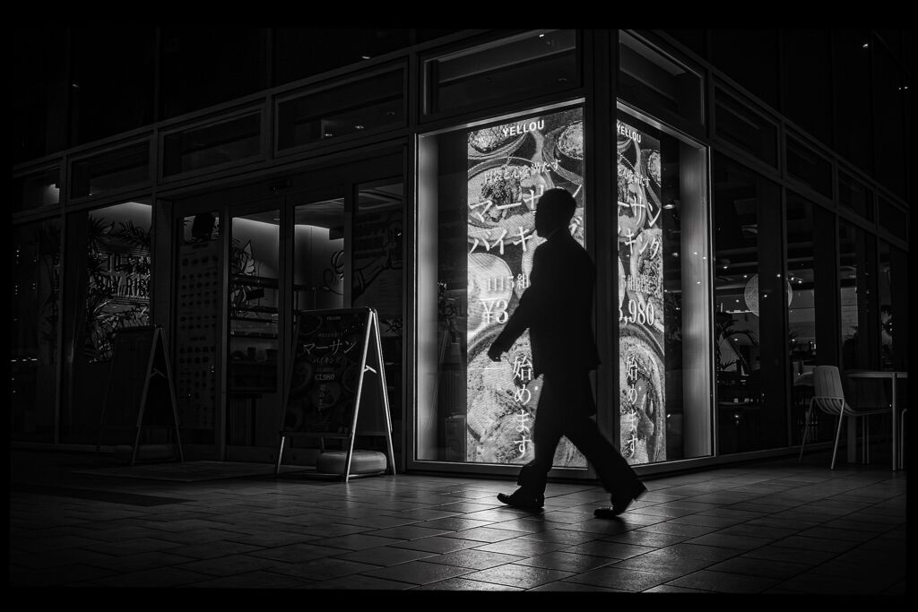 monochrome