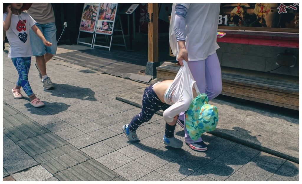 ねながらあるく