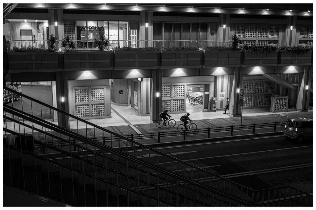 monochrome