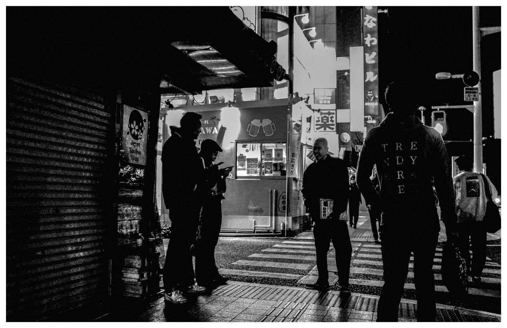 ハイコントラストな夜