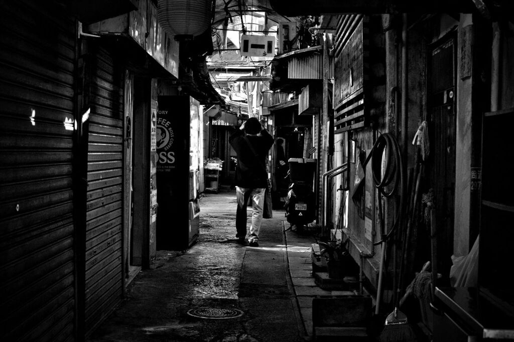 monochrome
