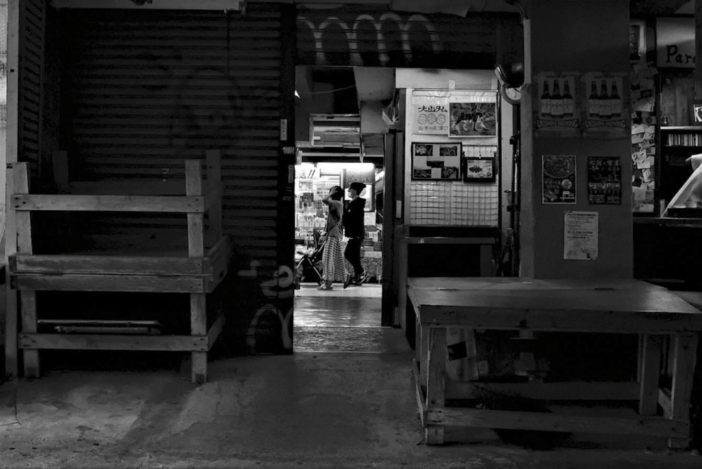 monochrome