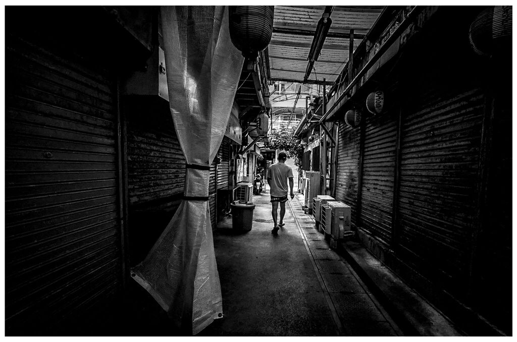 monochrome