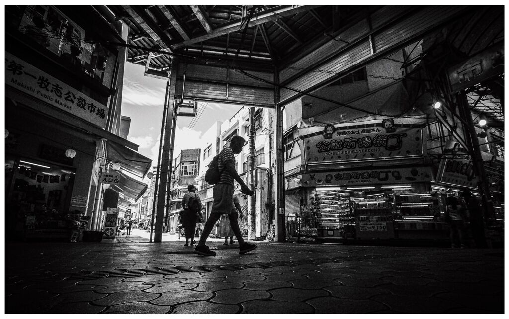 monochrome