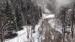 雪の季節が
