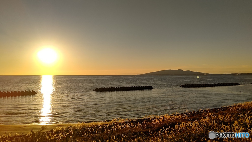 寒風山と夕陽