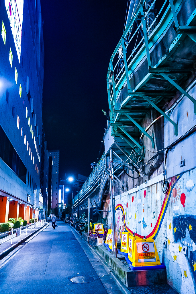 路地裏