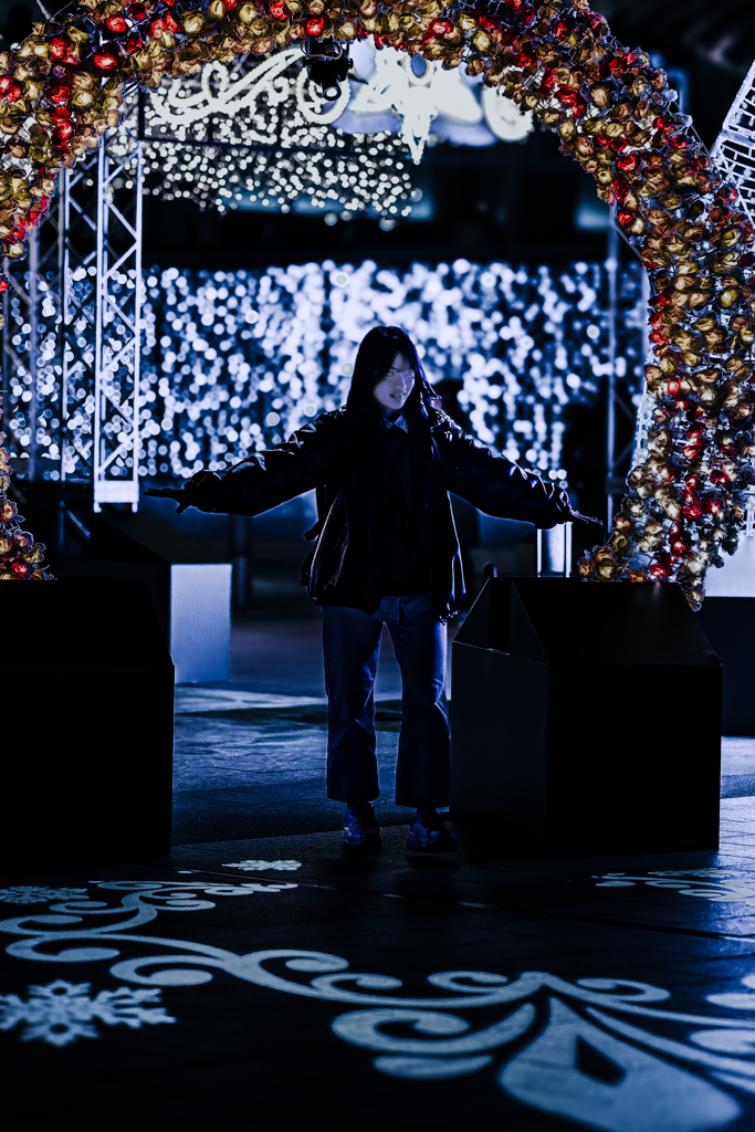 札幌駅前の少女２