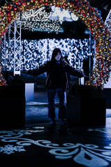 札幌駅前の少女２