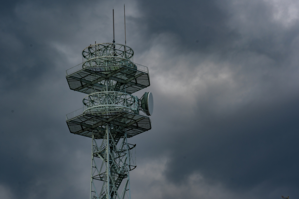 北電ビルの電波塔