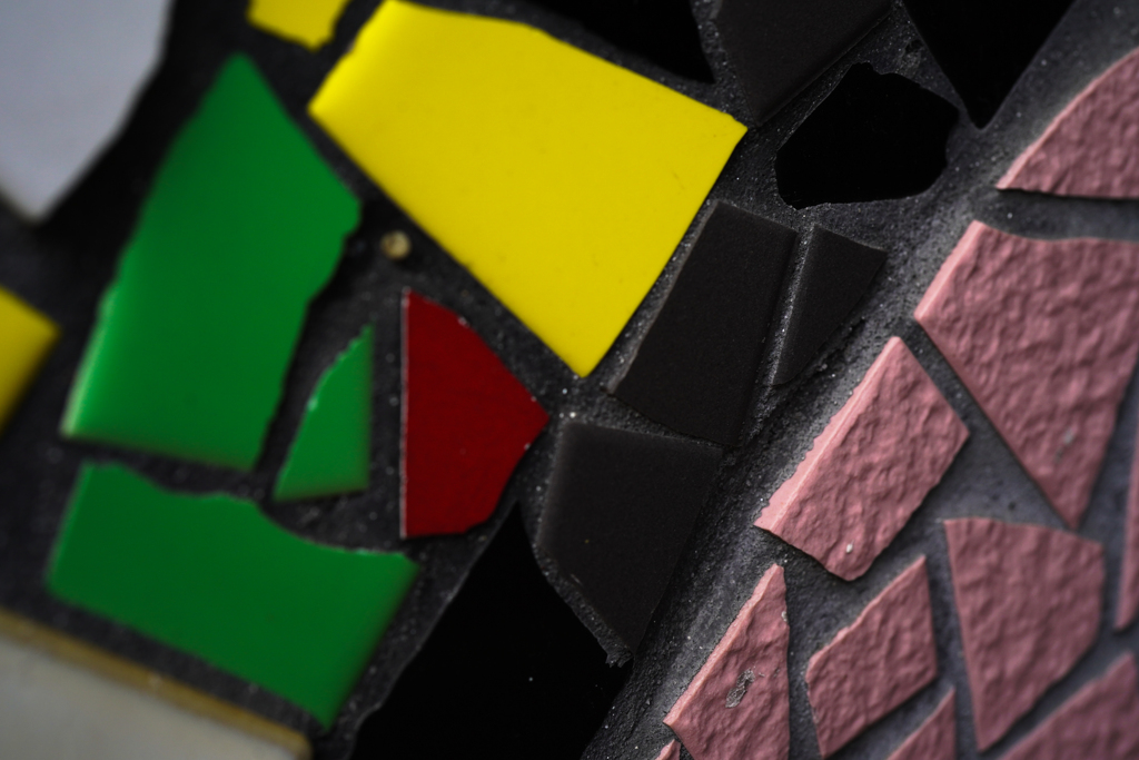 トンネルのカラータイル