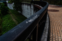 サインに見えるが