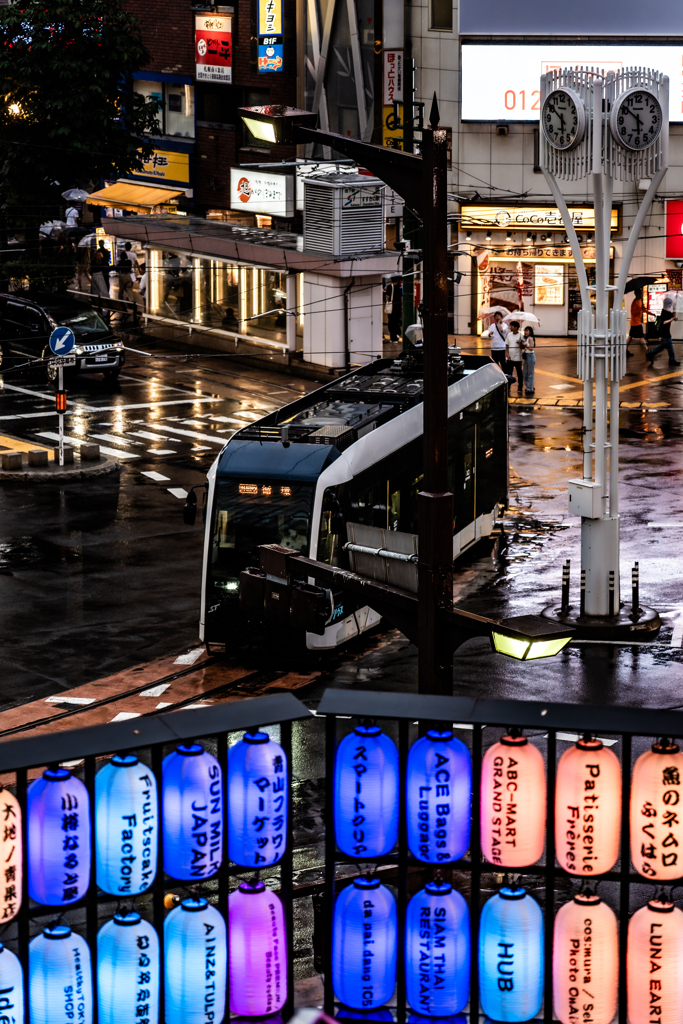 雨の市電
