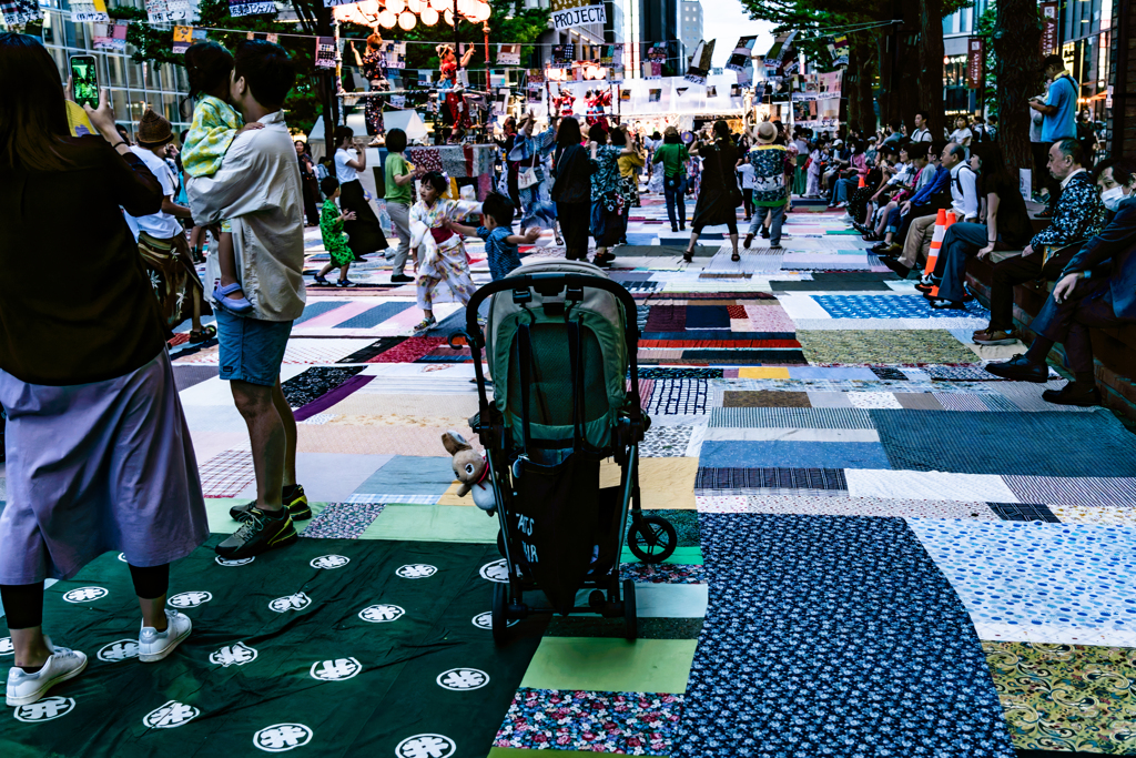 街中の盆踊り10