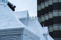 隊員さんガンバる