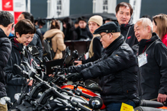 熟年のファンたち２