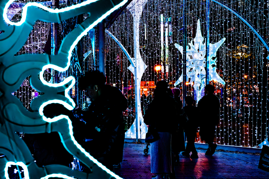 光のトンネルへ