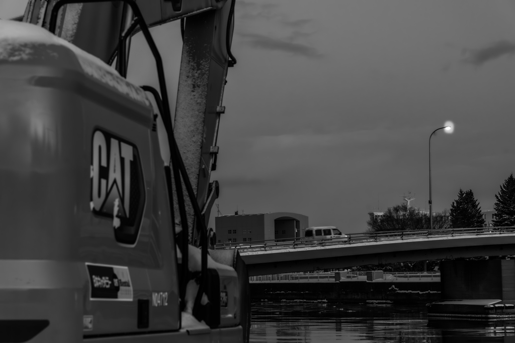 外灯が目立ちはじめる