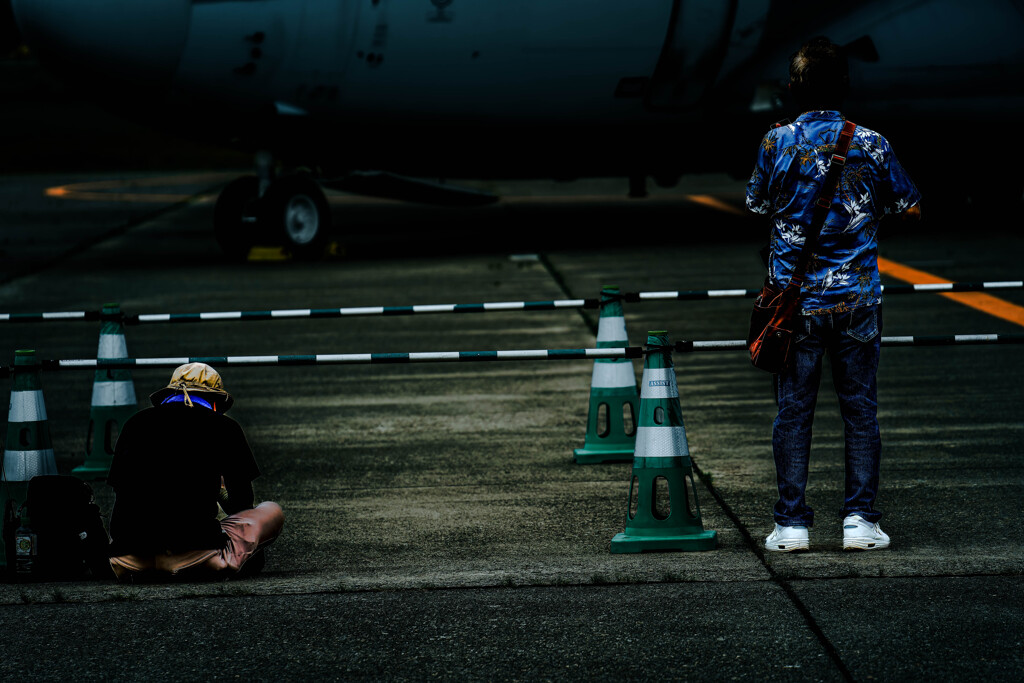 C2輸送機の前で230730